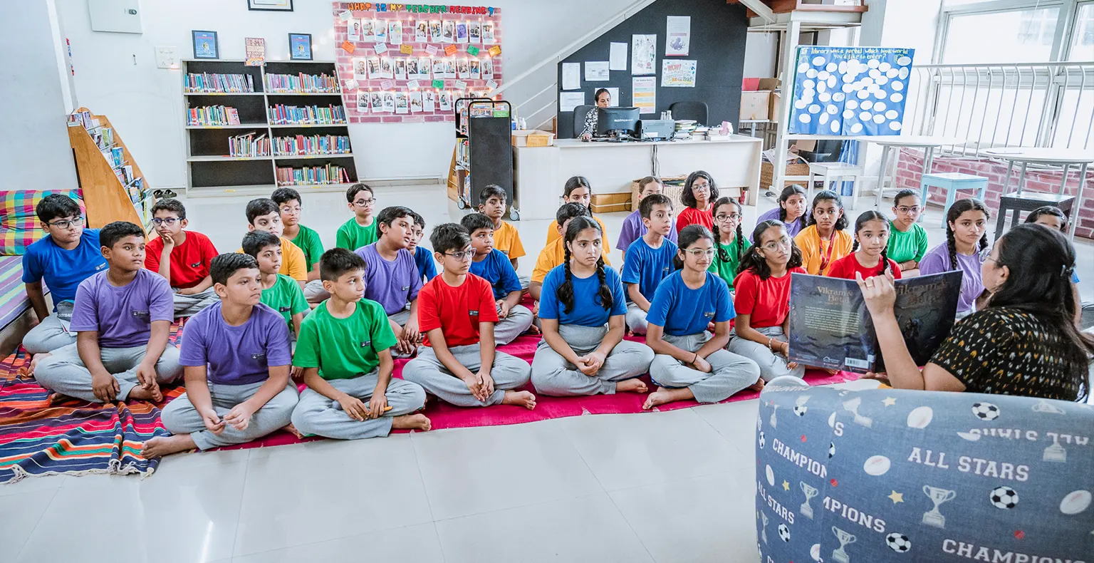 library-banner-slider3